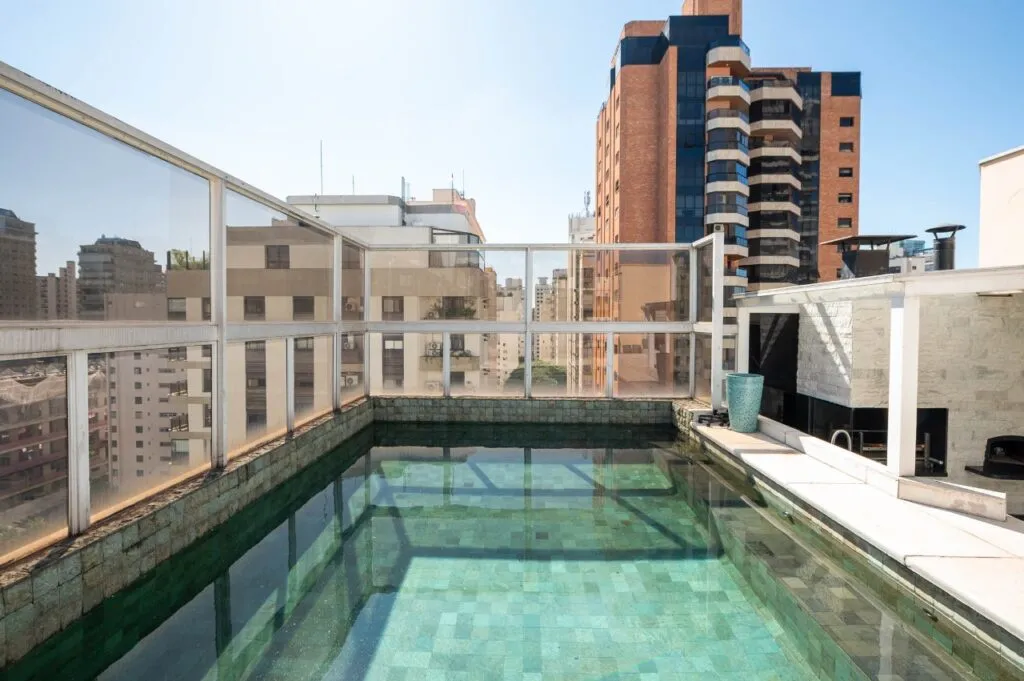 Cobertura reformada e impecável na Vila Nova Conceição – CO0674