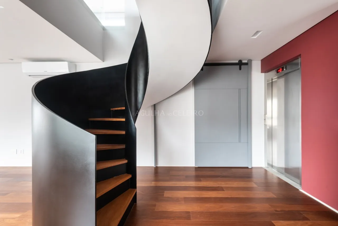 Cobertura duplex em excelente localização à venda no Jardim America. – 11877