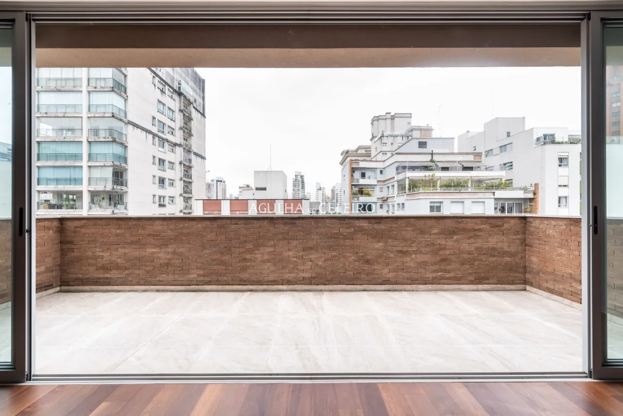 Cobertura duplex em excelente localização à venda no Jardim America. – 11877