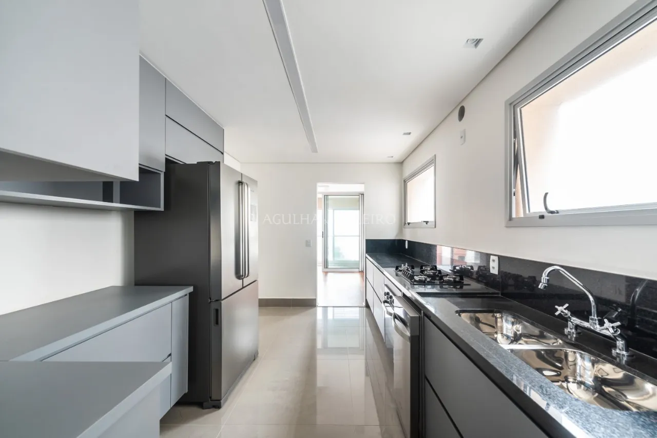Cobertura duplex em excelente localização à venda no Jardim America. – 11877