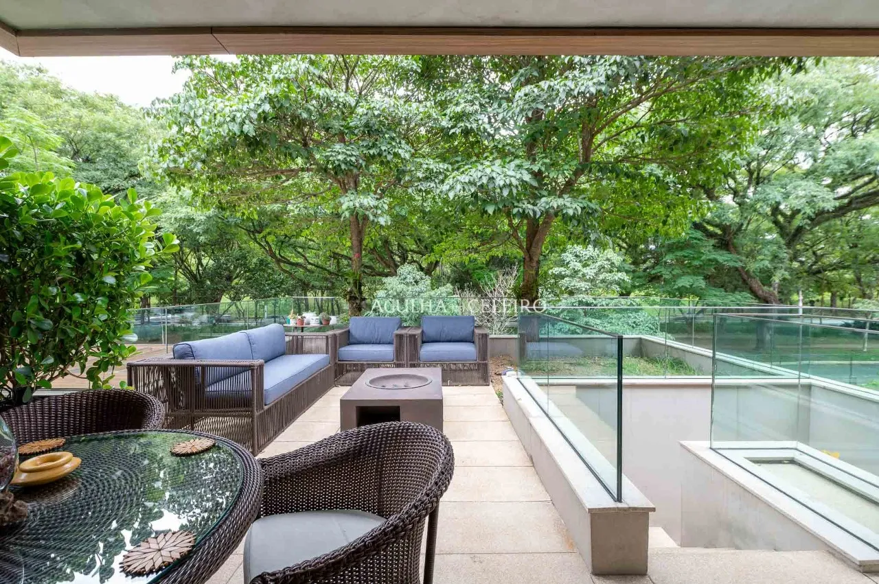 Casa em Condomínio no Alto de Pinheiros em frente ao Parque Villa-Lobos. – 14078