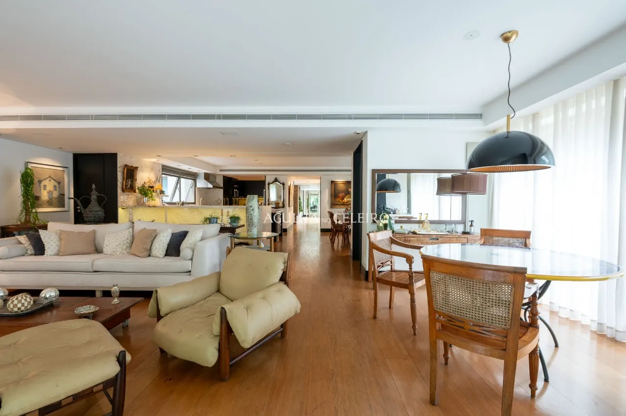 Casa em Condomínio no Alto de Pinheiros em frente ao Parque Villa-Lobos. – 14078