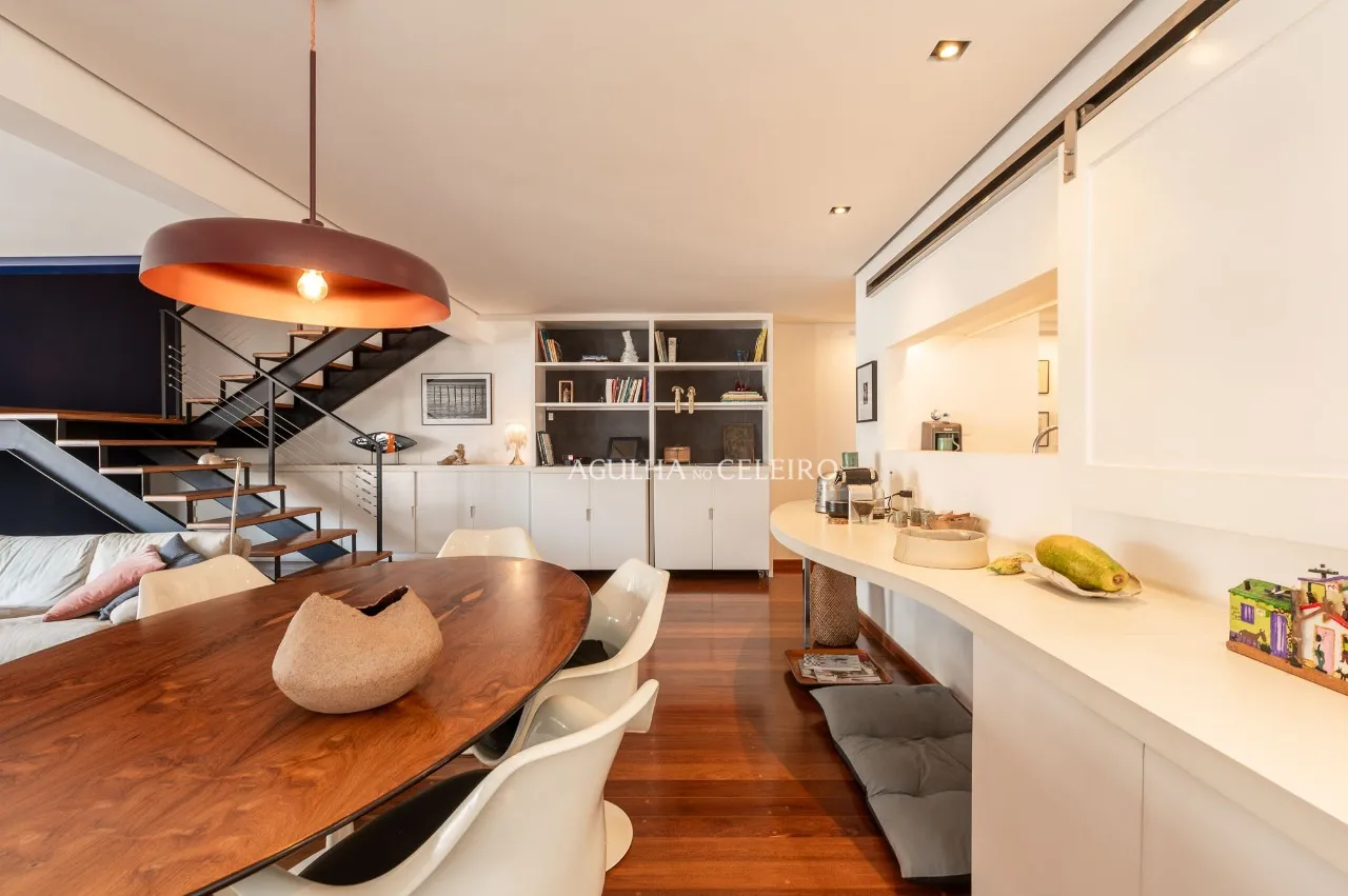 Apartamento com muito astral e luz natural, para viver com conforto no melhor da Vila Madalena. – 16826