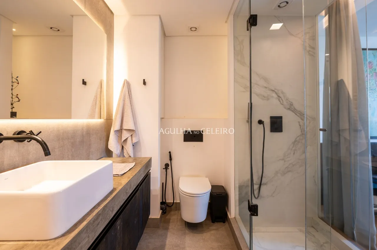 Apartamento com muito astral e luz natural, para viver com conforto no melhor da Vila Madalena. – 16826