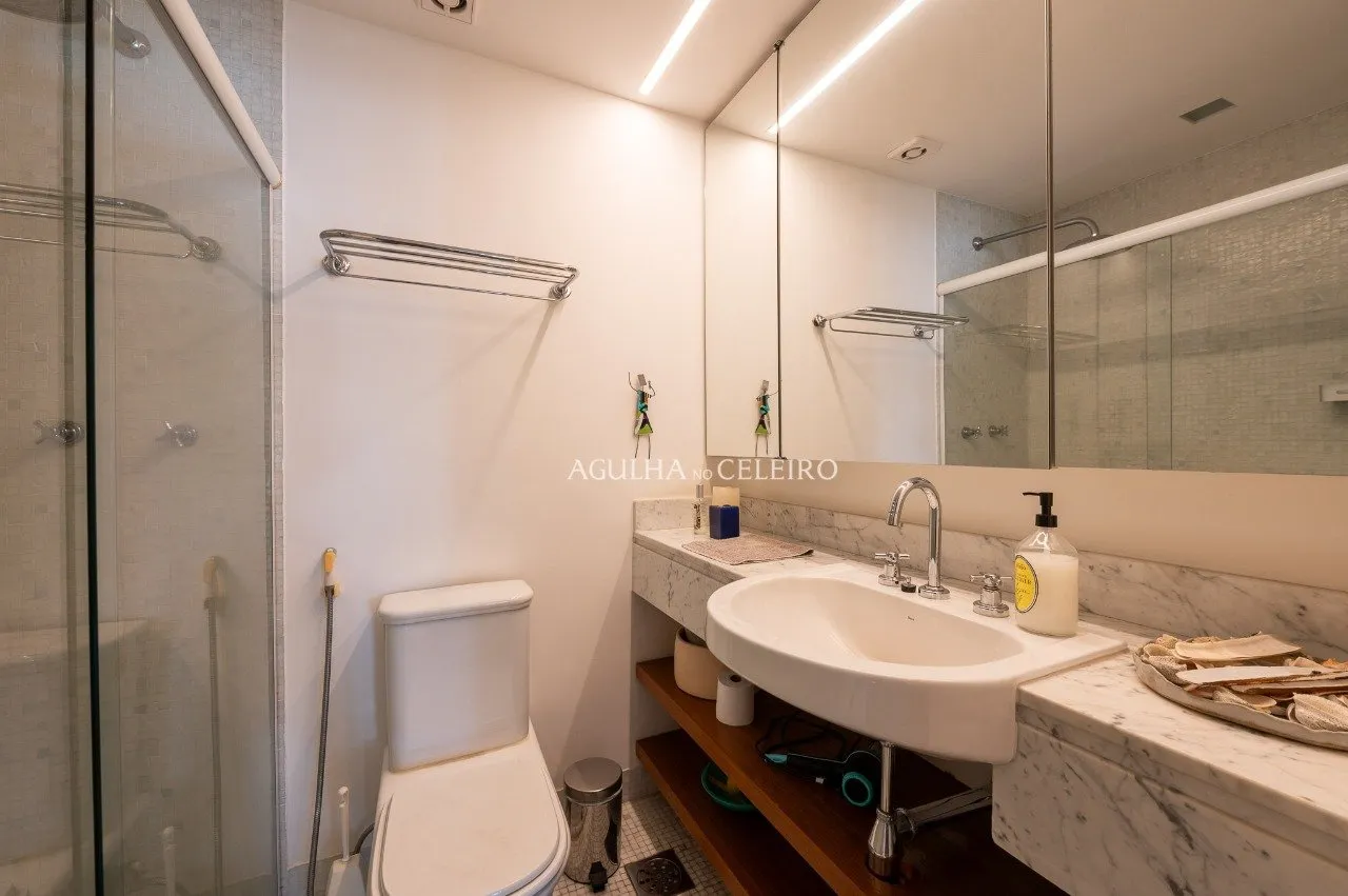 Apartamento com muito astral e luz natural, para viver com conforto no melhor da Vila Madalena. – 16826