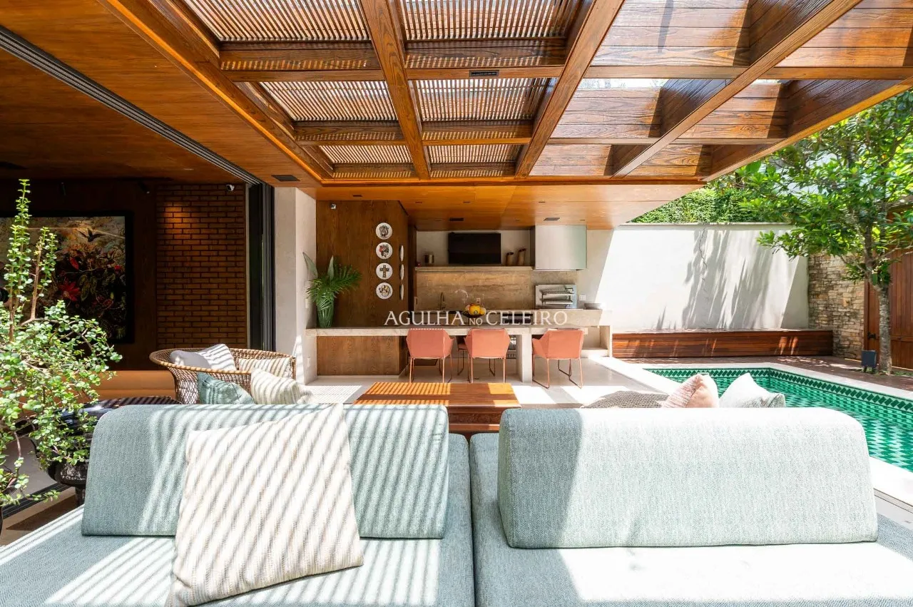 Casa maravilhosa em condomínio exclusivo à venda no Jardim Paulistano – 18680