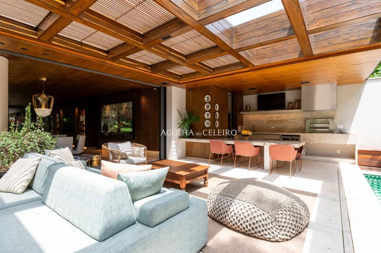 Casa maravilhosa em condomínio exclusivo à venda no Jardim Paulistano – 18680