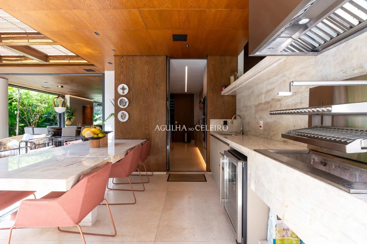 Casa maravilhosa em condomínio exclusivo à venda no Jardim Paulistano – 18680