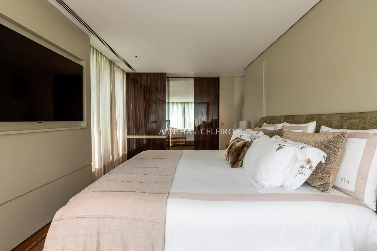 Casa maravilhosa em condomínio exclusivo à venda no Jardim Paulistano – 18680