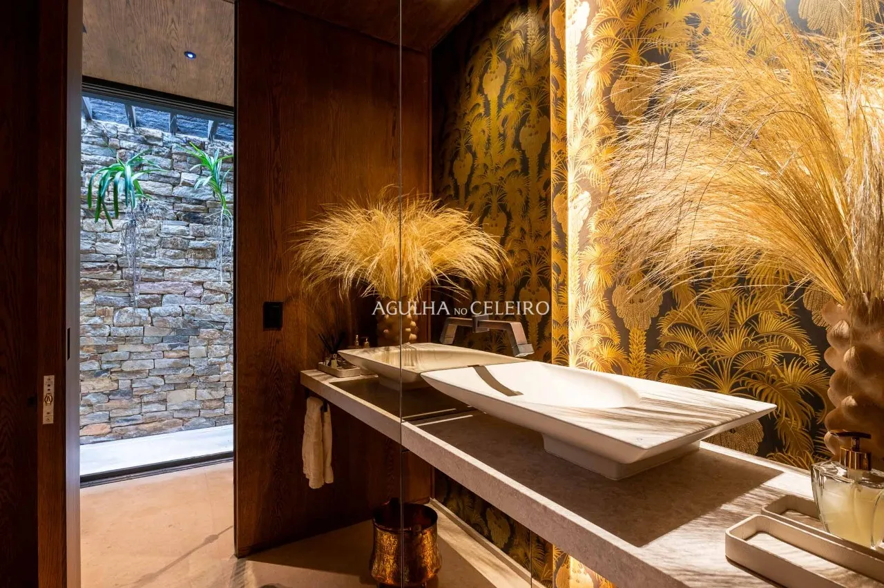 Casa maravilhosa em condomínio exclusivo à venda no Jardim Europa – 18680