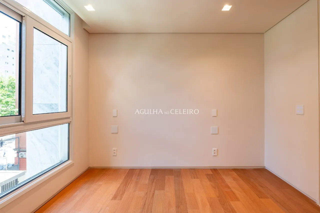 Apartamento reformado à venda próximo ao Paulistano no Jardim América – 19844