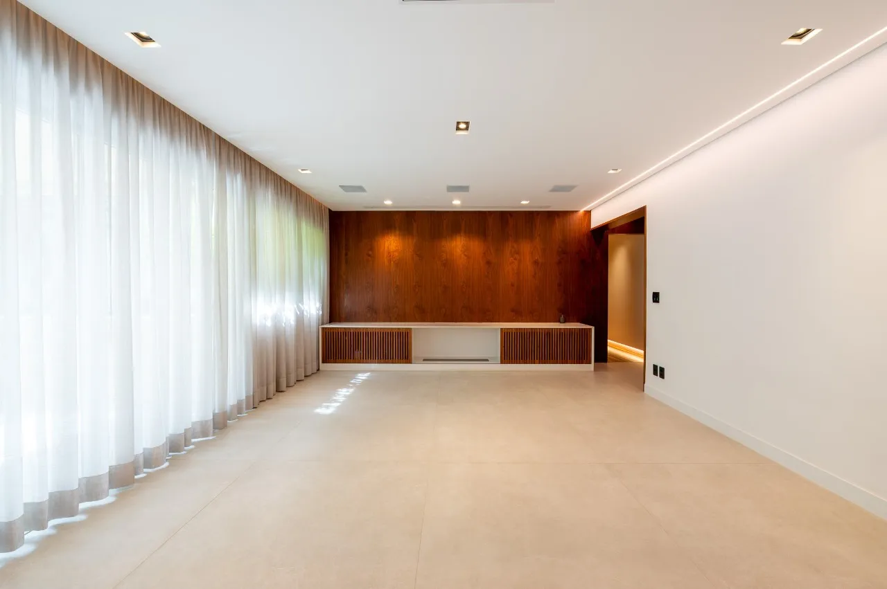 Apartamento Reformado no Itaim Bibi – 20873