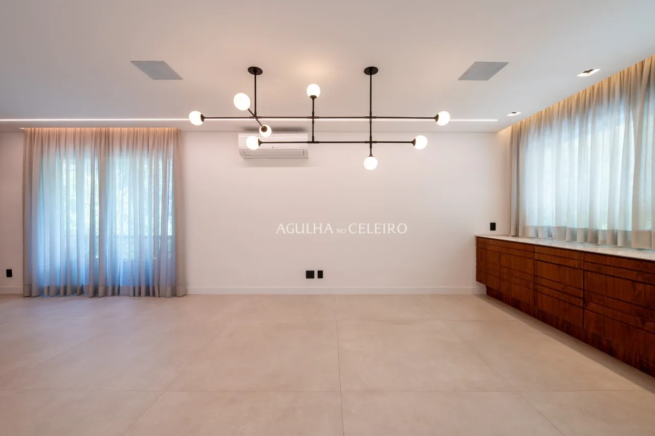 Apartamento Reformado no Itaim Bibi – 20873