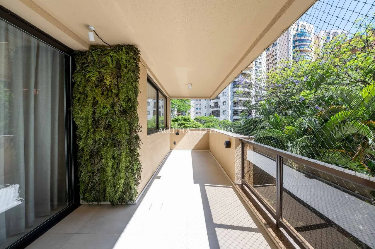 Apartamento Reformado no Itaim Bibi – 20873