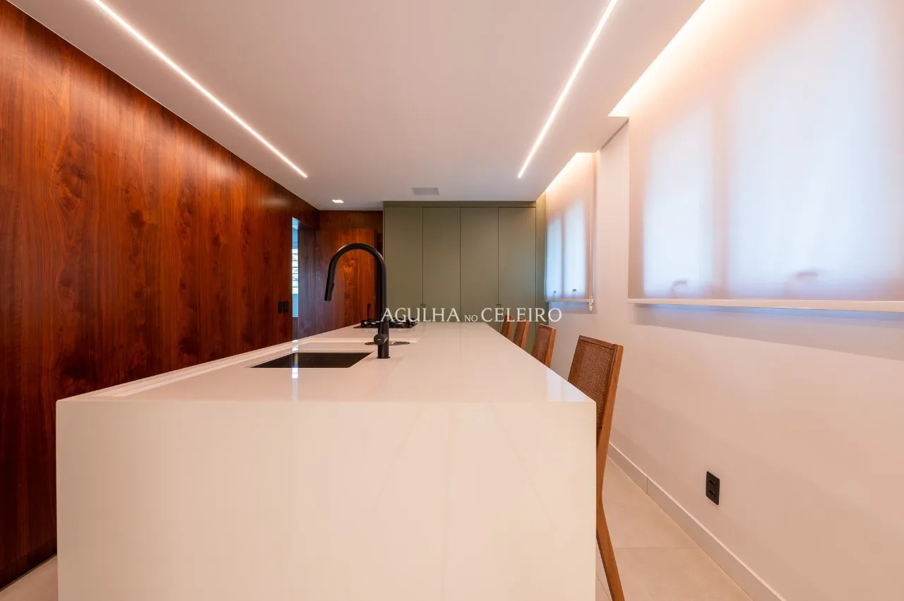 Apartamento Reformado no Itaim Bibi – 20873