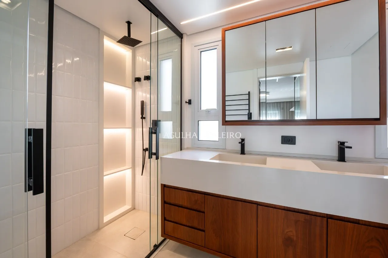 Apartamento Reformado no Itaim Bibi – 20873