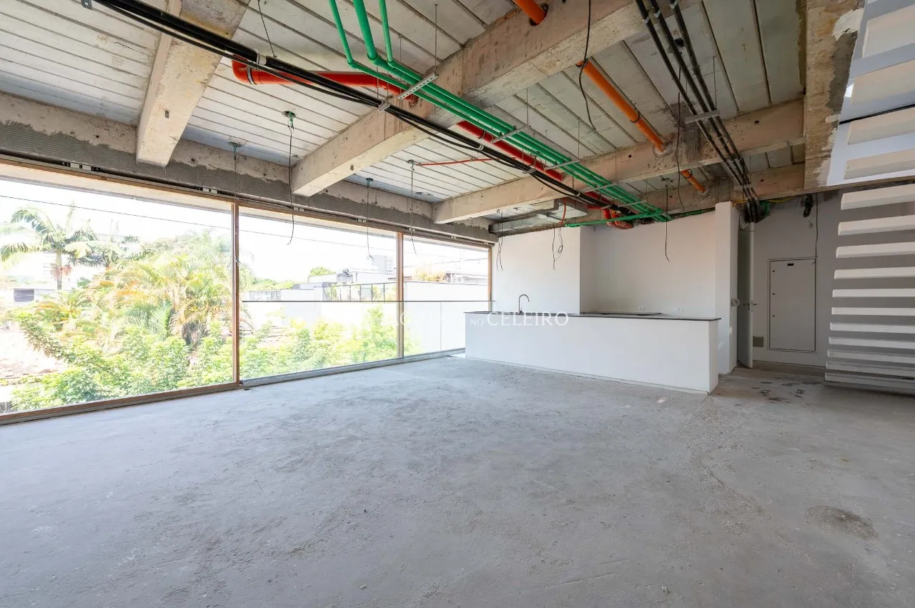 Elegância, privacidade e natureza tudo junto em um só endereço. – 20943