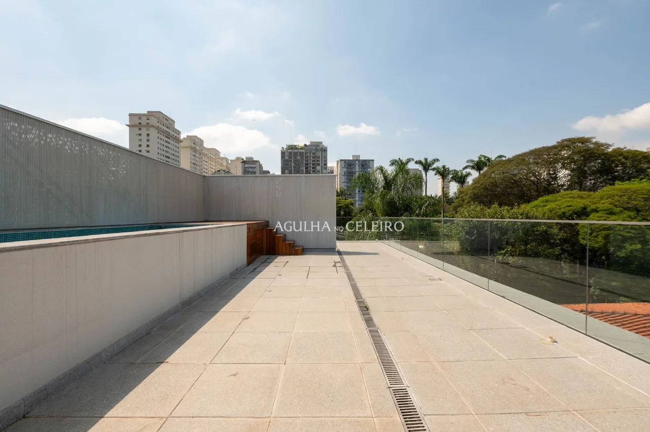 Elegância, privacidade e natureza tudo junto em um só endereço. – 20943