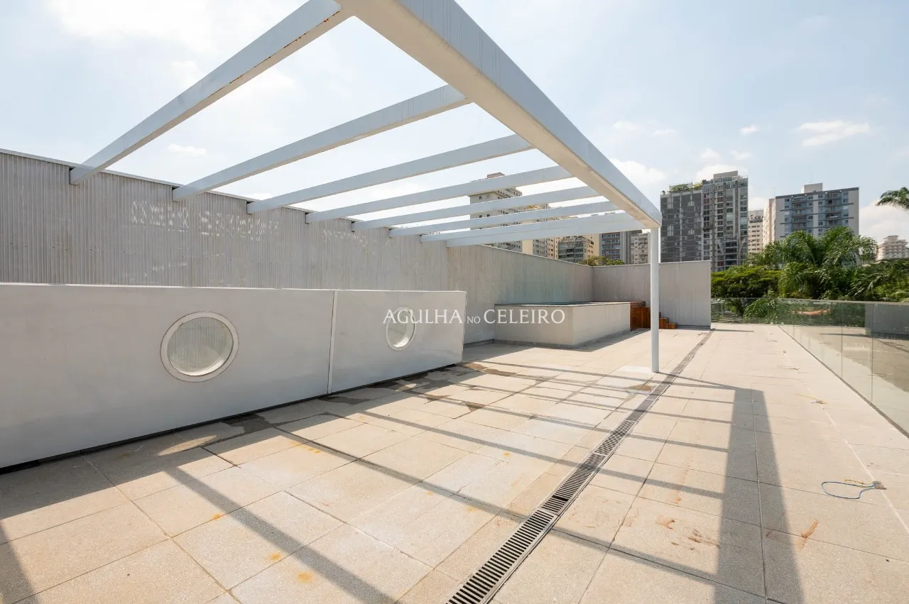 Elegância, privacidade e natureza tudo junto em um só endereço. – 20943