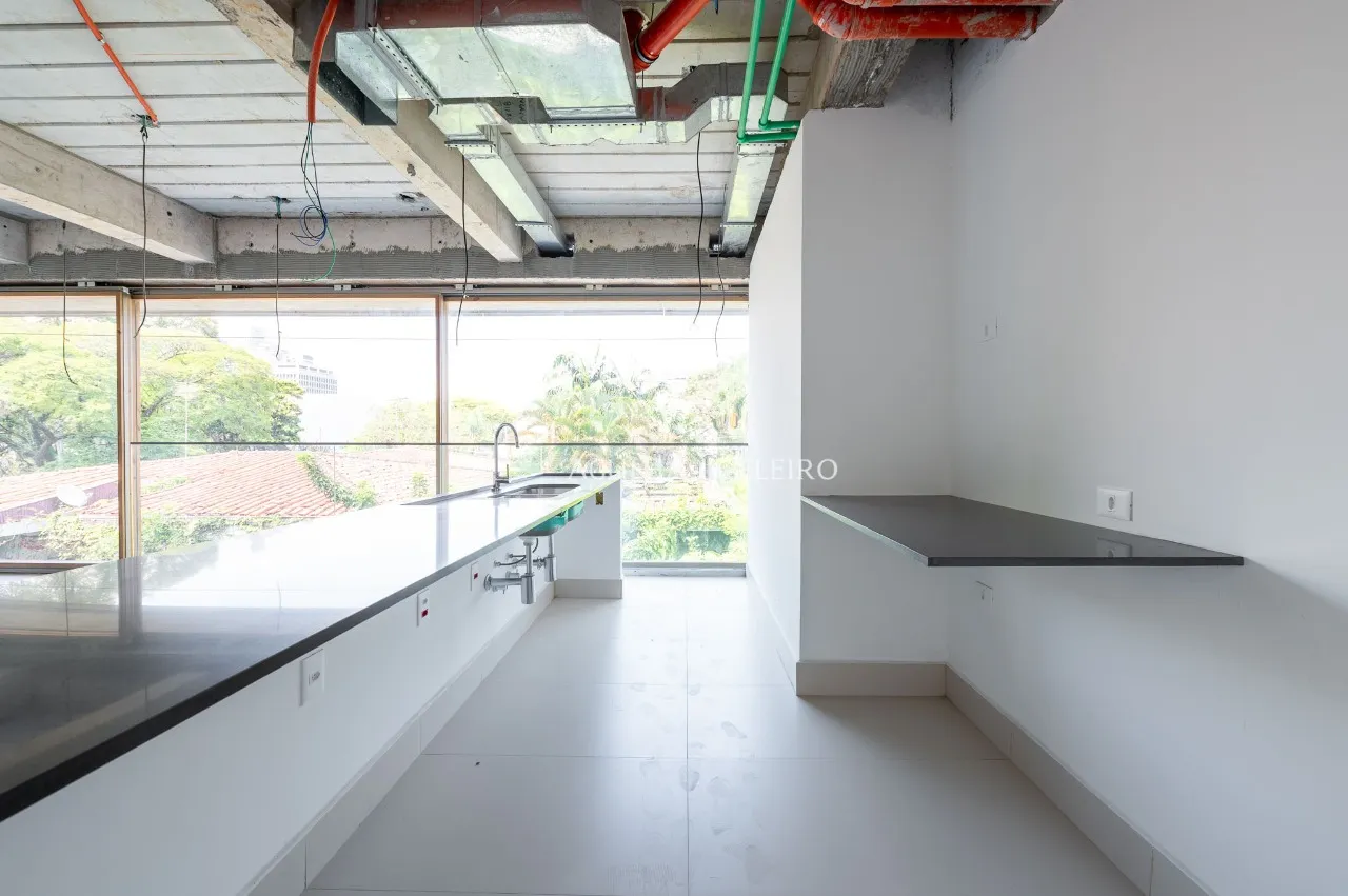 Elegância, privacidade e natureza tudo junto em um só endereço. – 20943