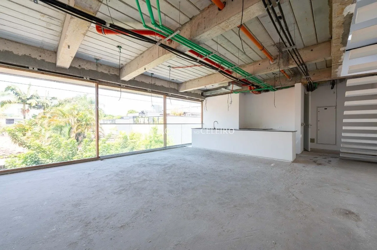 Elegância, privacidade e natureza tudo junto em um só endereço. – 20943