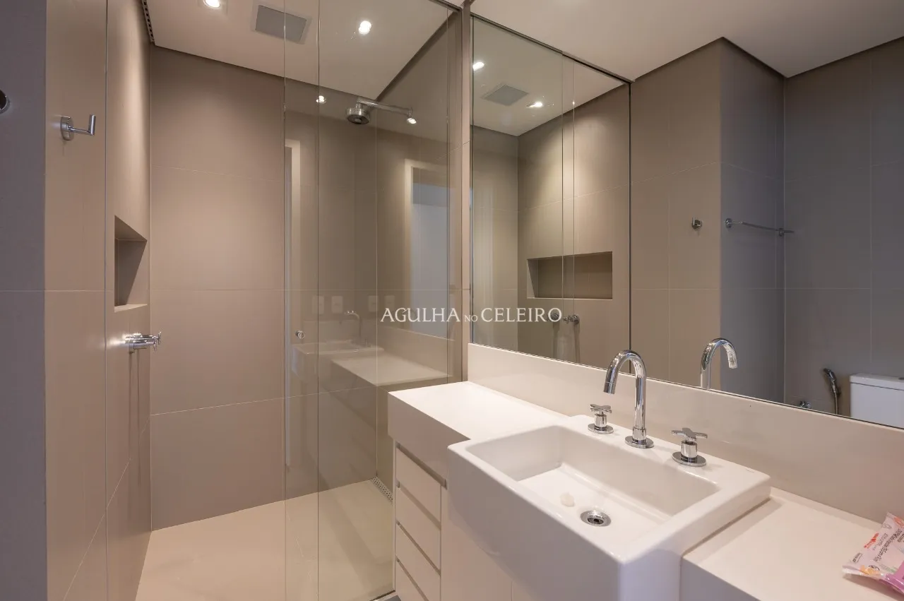 Cobertura de alto padrão com Vista Panorâmica no Itaim Bibi. – 21014