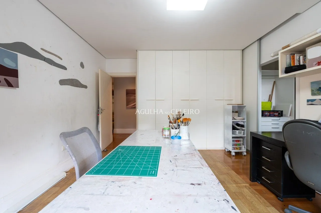 Casa com 4 suítes e jardim à venda na Vila Nova Conceição – 21044