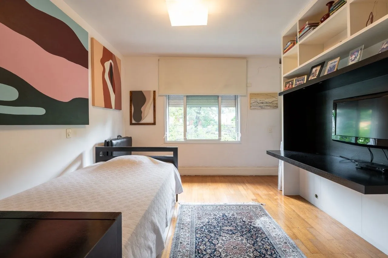 Casa com 4 suítes e jardim à venda na Vila Nova Conceição – 21044