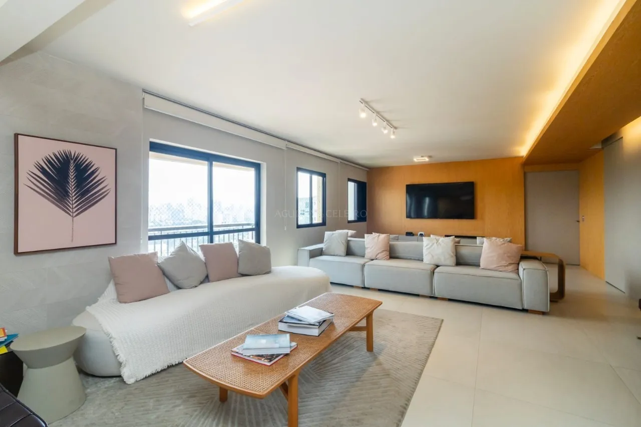 Apartamento á venda em Moema Pássaros – 21070