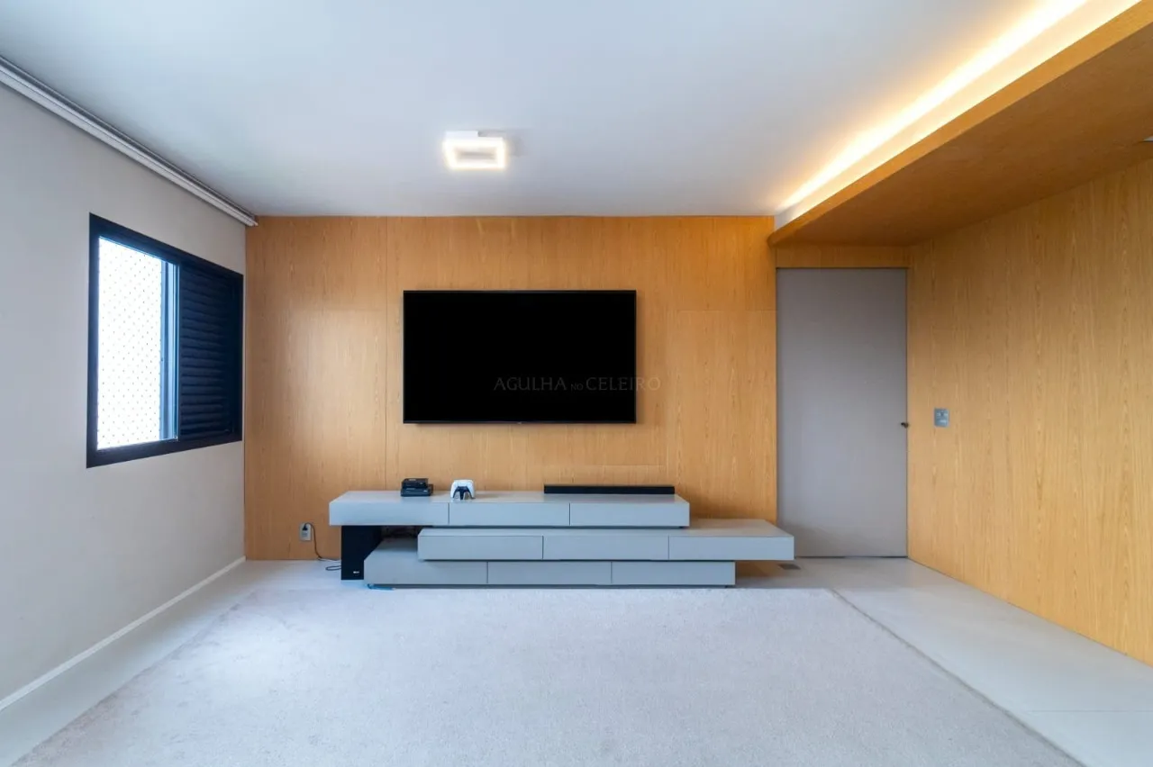 Apartamento á venda em Moema Pássaros – 21070