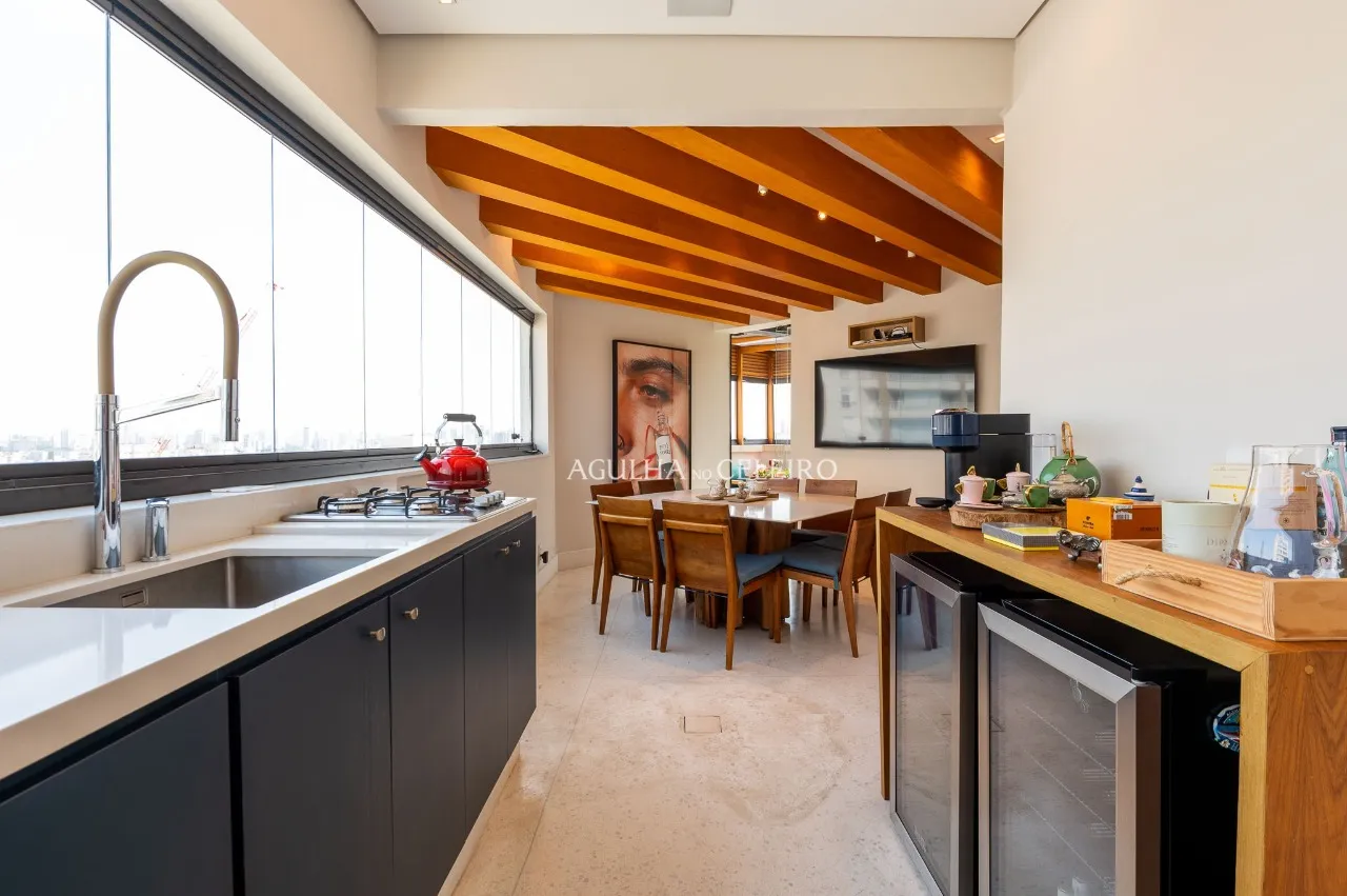 Cobertura maravilhosa com piscina aquecida à venda em Moema – 21088