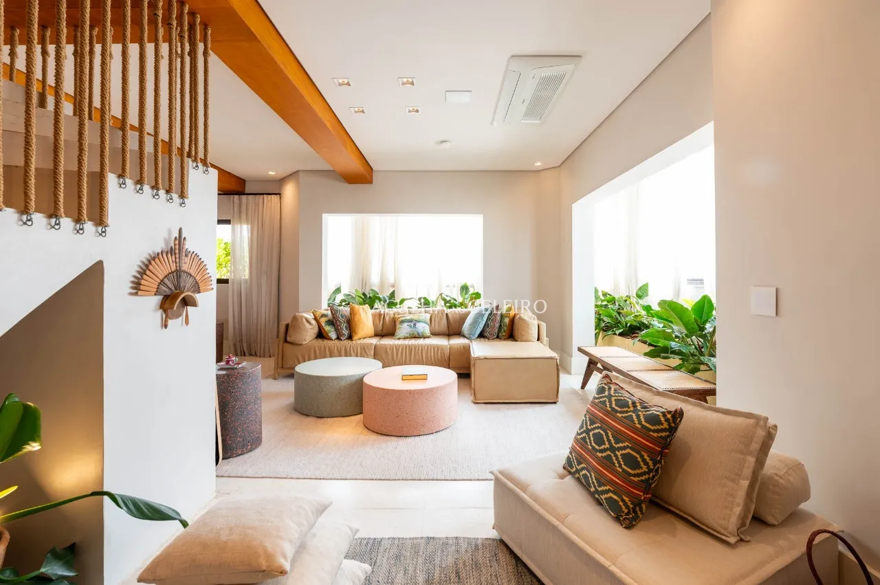 Cobertura maravilhosa com piscina aquecida à venda em Moema – 21088