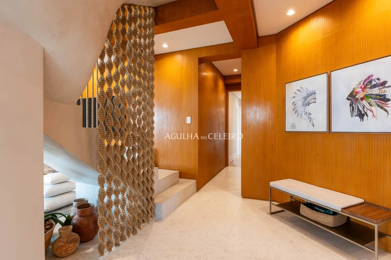 Cobertura maravilhosa mobiliada à venda em Moema Pássaros. – 21088