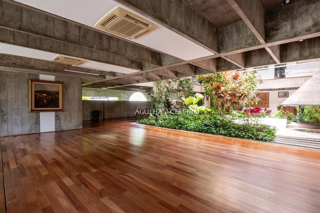 Residência modernista no Jardim Luzitânia com vista para o Parque Ibirapuera. – 21106