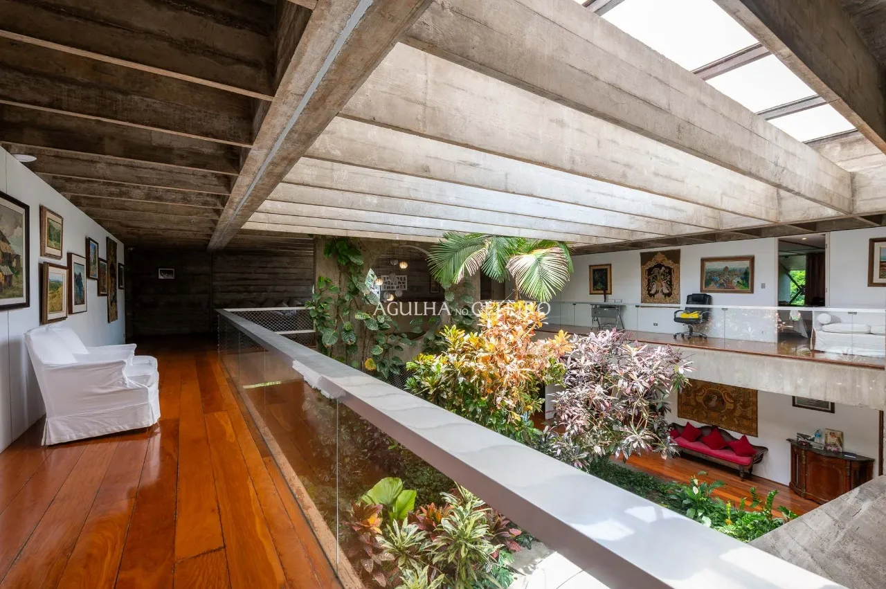 Residência modernista no Jardim Luzitânia com vista para o Parque Ibirapuera. – 21106