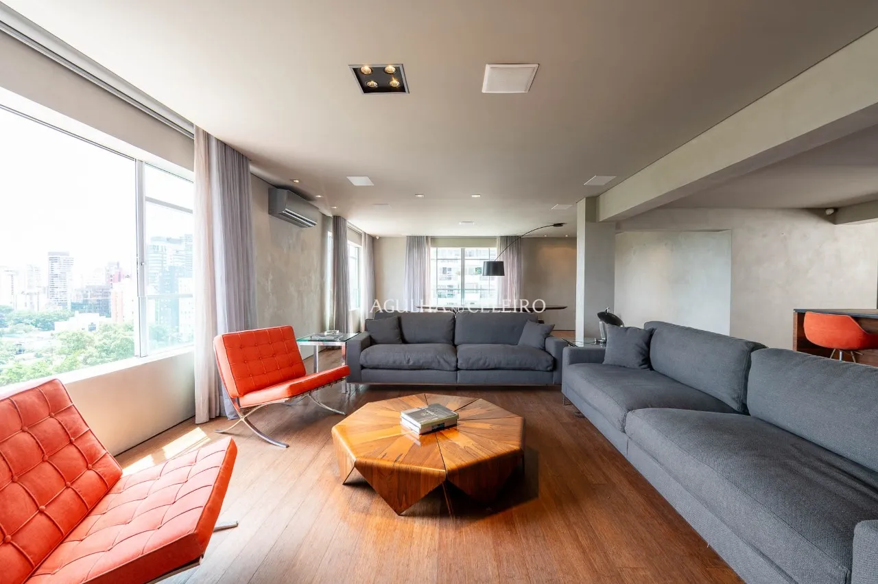 Apartamento reformado e mobiliado pronto para morar. – 21110