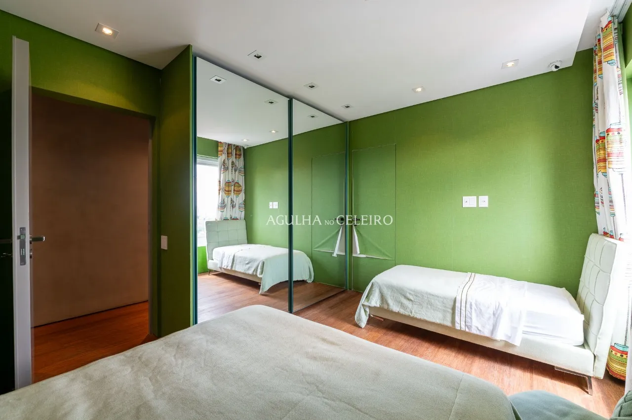 Apartamento reformado e mobiliado pronto para morar. – 21110