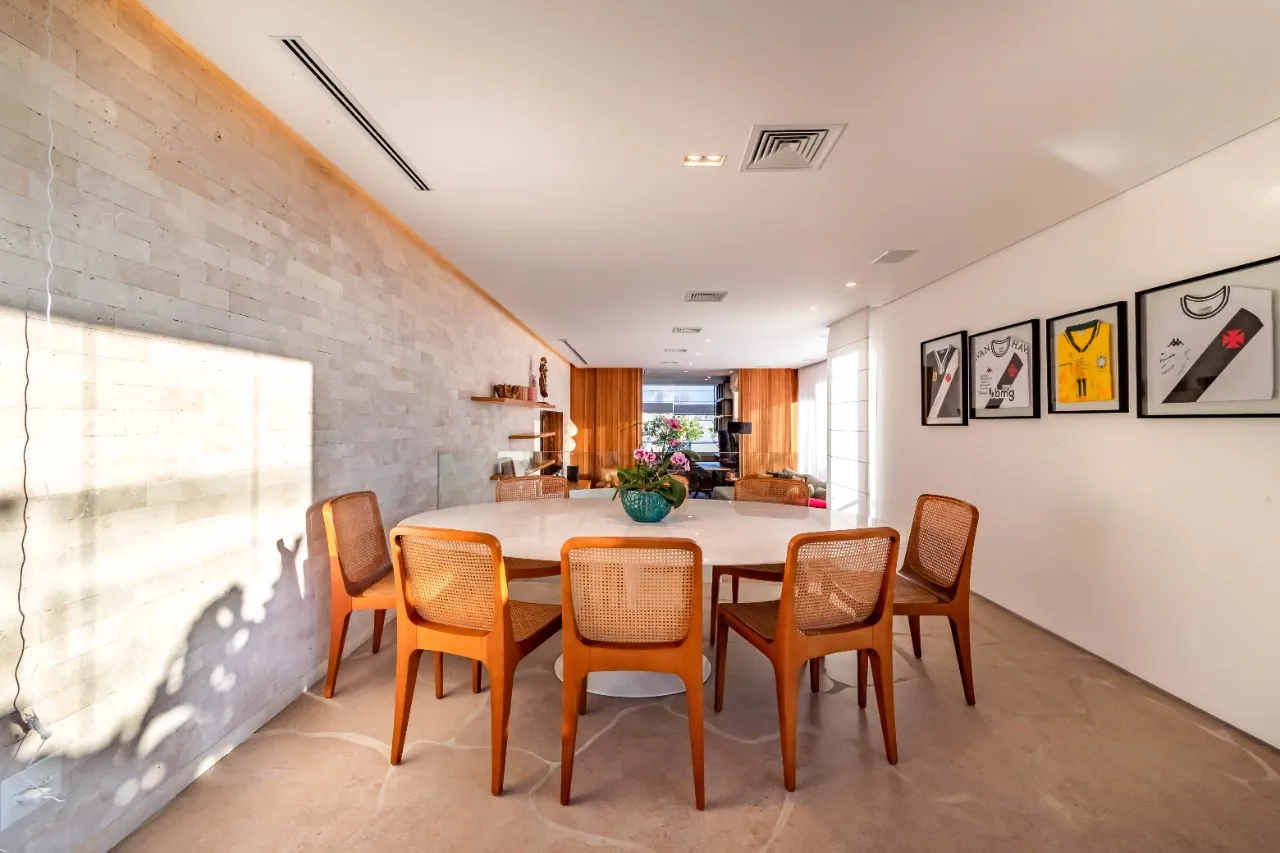 Cobertura com piscina no terraço, vista aberta e projeto lindo em prédio com lazer, na Vila Madalena – 21113