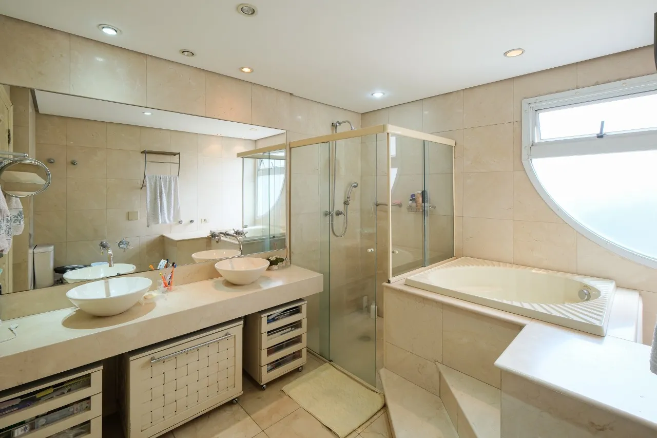 Apartamento próximo ao Ibirapuera à venda na Vila Mariana – 21116