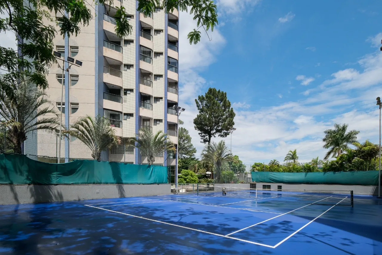 Apartamento próximo ao Ibirapuera à venda na Vila Mariana – 21116