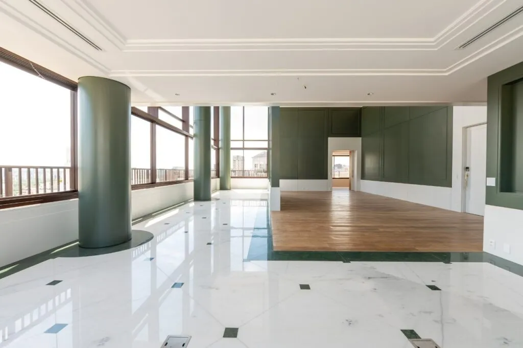 Apartamento duplex na parte plana do Jardim América – 21117