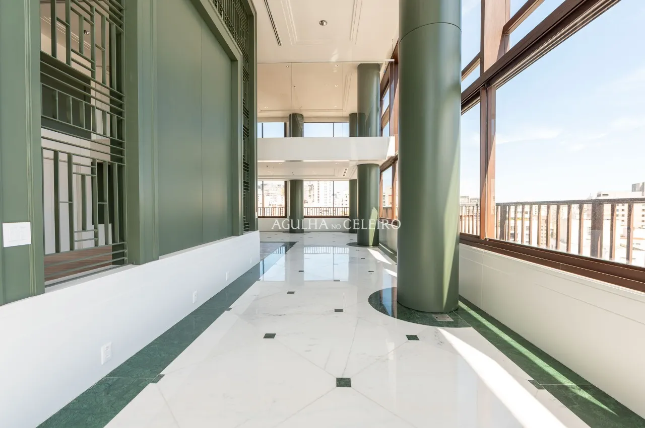 Apartamento duplex na parte plana do Jardim América – 21117