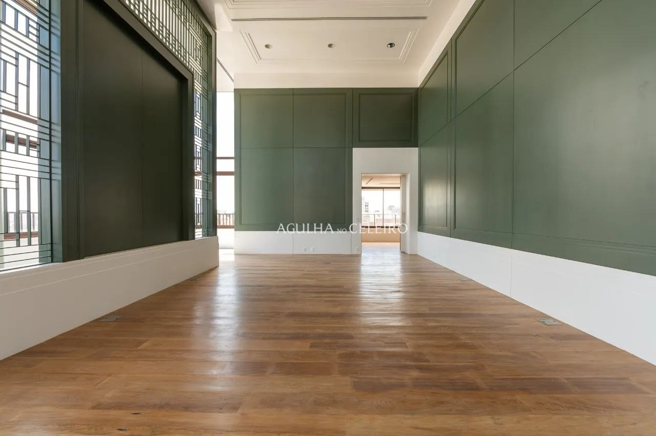 Apartamento duplex na parte plana do Jardim América – 21117