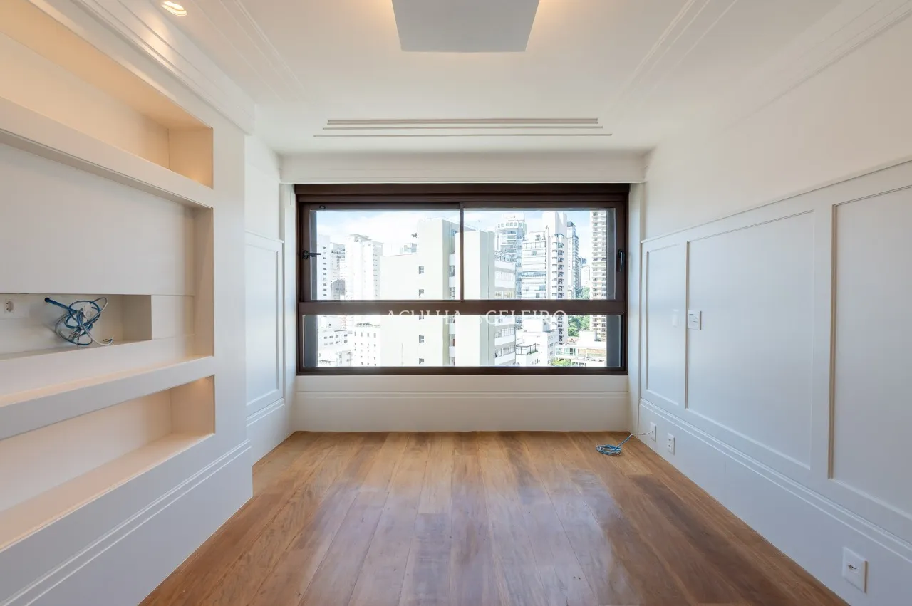 Apartamento duplex na parte plana do Jardim América – 21117