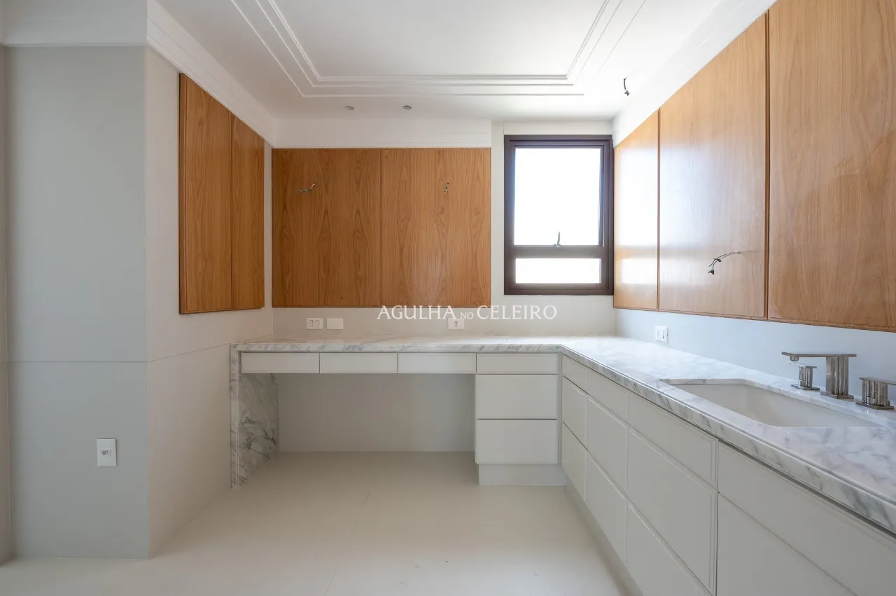 Apartamento duplex na parte plana do Jardim América – 21117