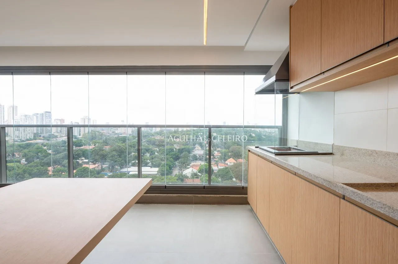 Apartamento novo e reformado à venda no Campo Belo – 21121