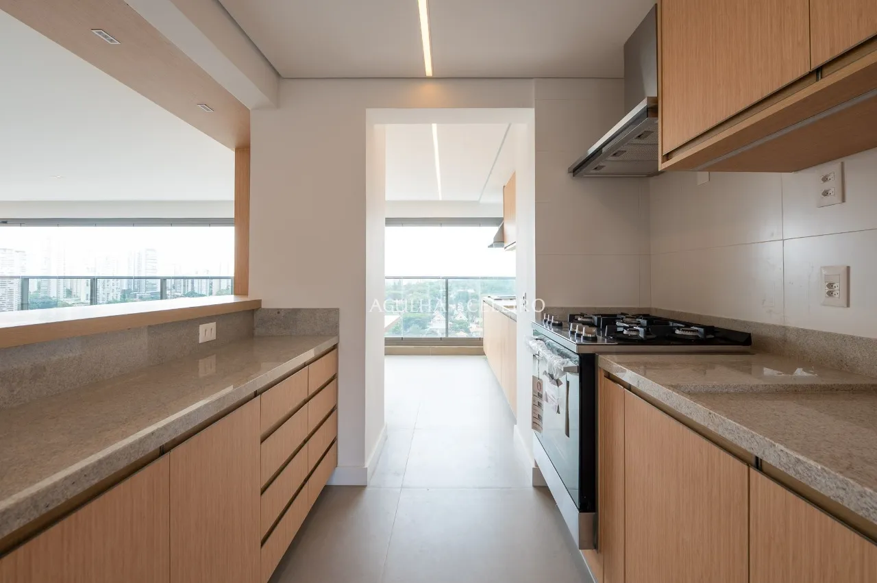 Apartamento novo e reformado à venda no Campo Belo – 21121