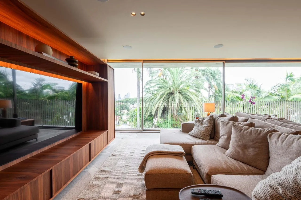 Apartamento mobiliado em edificio assinado por Marcio Kogan à venda no Cidade Jardim. – 21131