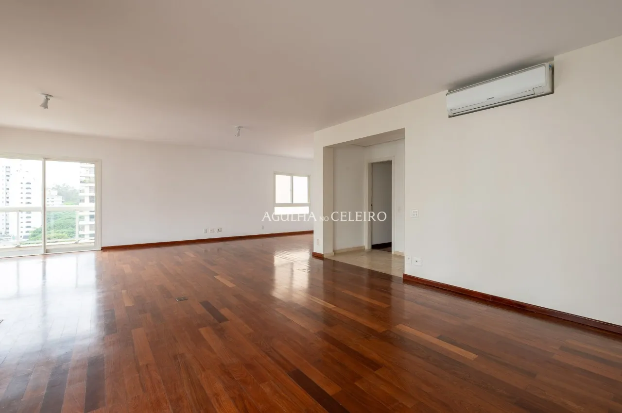 Apartamento com varanda para venda e locação na Vila Nova Conceição. – 21168