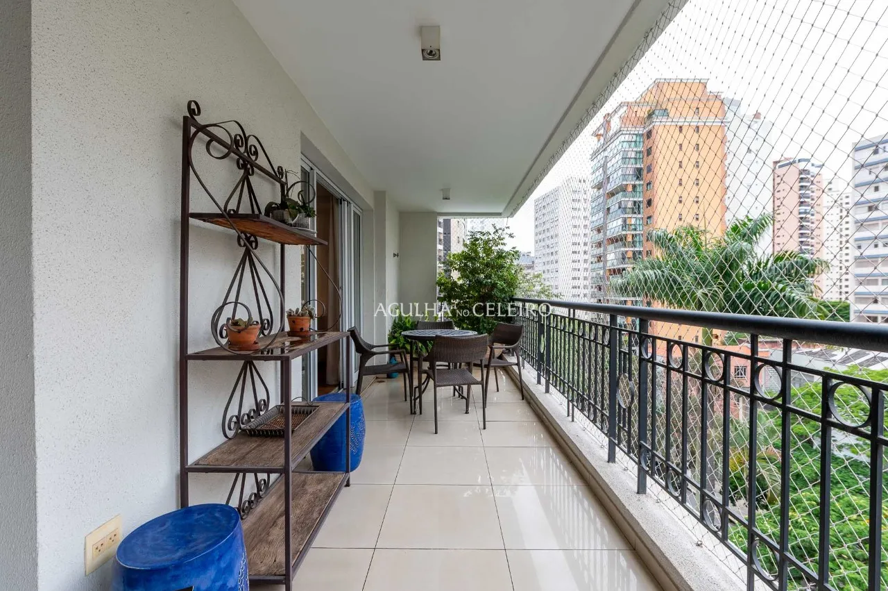 Um apartamento que une sofisticação, conforto e qualidade de vida. – 21173